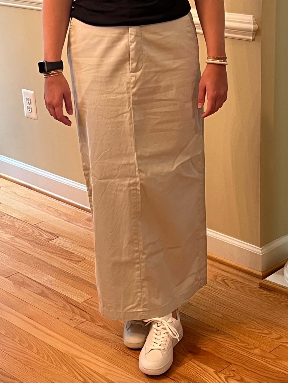 Vintage Calvin Klein Khaki Skirt
Women’s Size 6